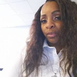 Meet your Posher, Renee